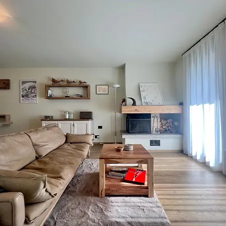 Trilocale Capanna Arnold 7 Apartment